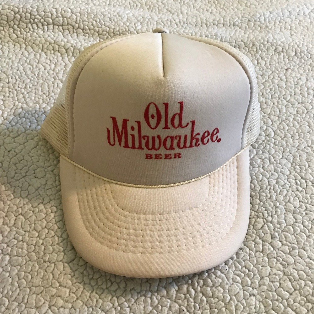 Vintage Old Milwaukee Beer Trucker Hat Cream Mesh Snapback Designer Pro Cap
